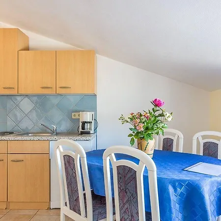 Zdenka Apartment Pula