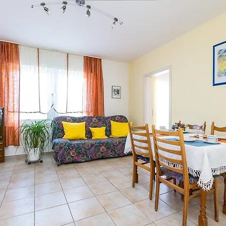 Apartamento Zdenka Pula